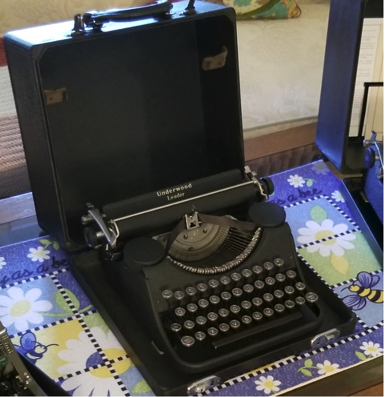 For Sale Early Underwood Leader Typewriter